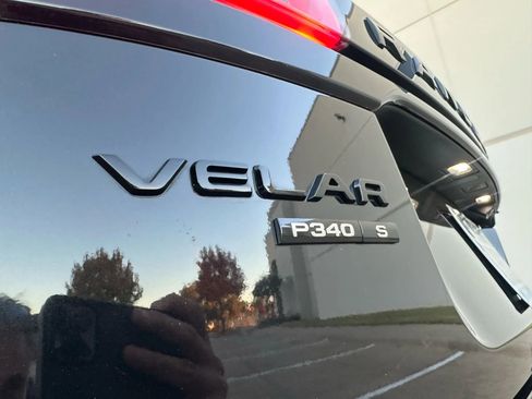 Used 2020 Land Rover Range Rover Velar R-Dynamic S image 17