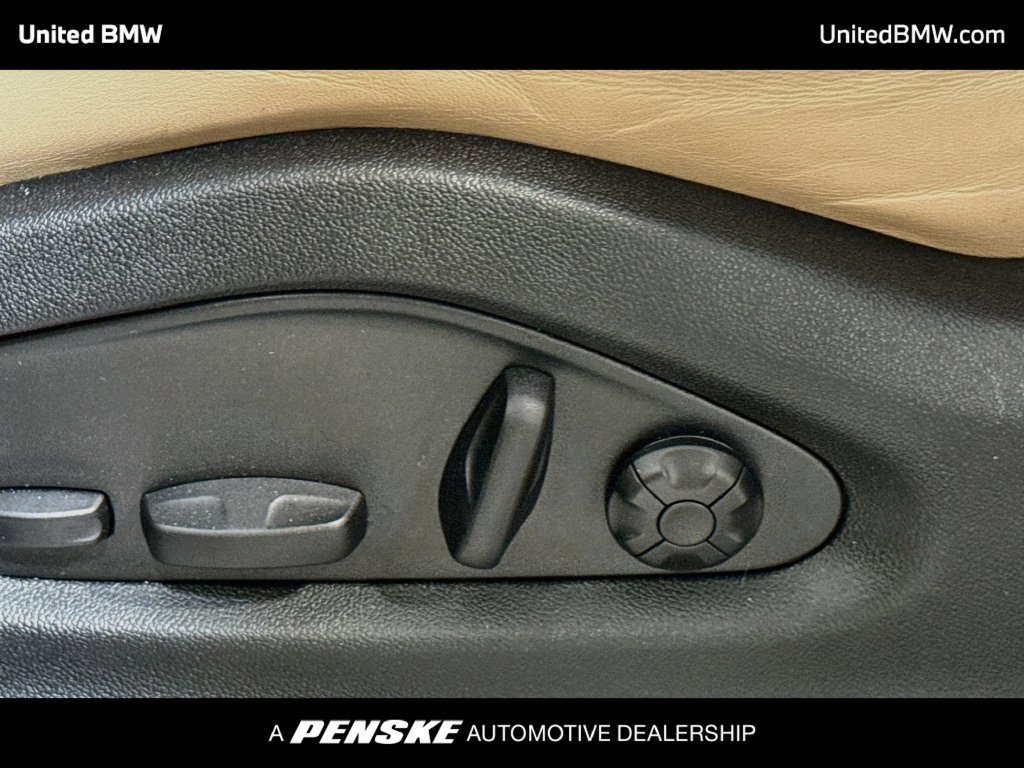 Used 2024 Porsche Cayenne S AWD/4WD image 11