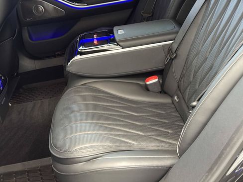 Used 2025 Mercedes-Benz S 63 AMG S image 5