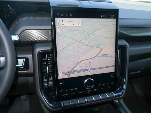 New 2026 GMC Yukon AT4 w/ AT4 Premium Plus Package AWD/4WD image 20