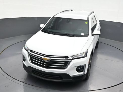 Used 2024 Chevrolet Traverse LT FWD image 24