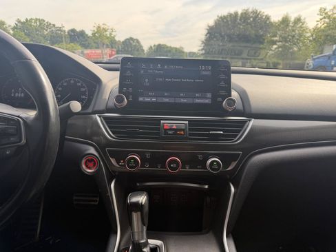 Used 2021 Honda Accord Sport image 24