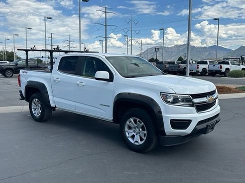 Used 2018 Chevrolet Colorado LT AWD/4WD image 9