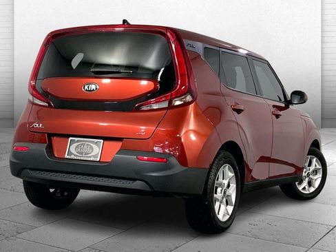 Used 2020 Kia Soul S FWD image 14