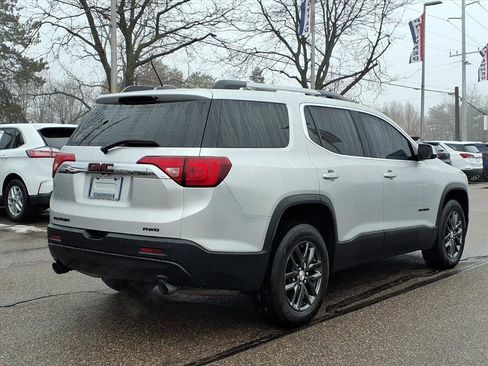 Used 2019 GMC Acadia SLT image 4