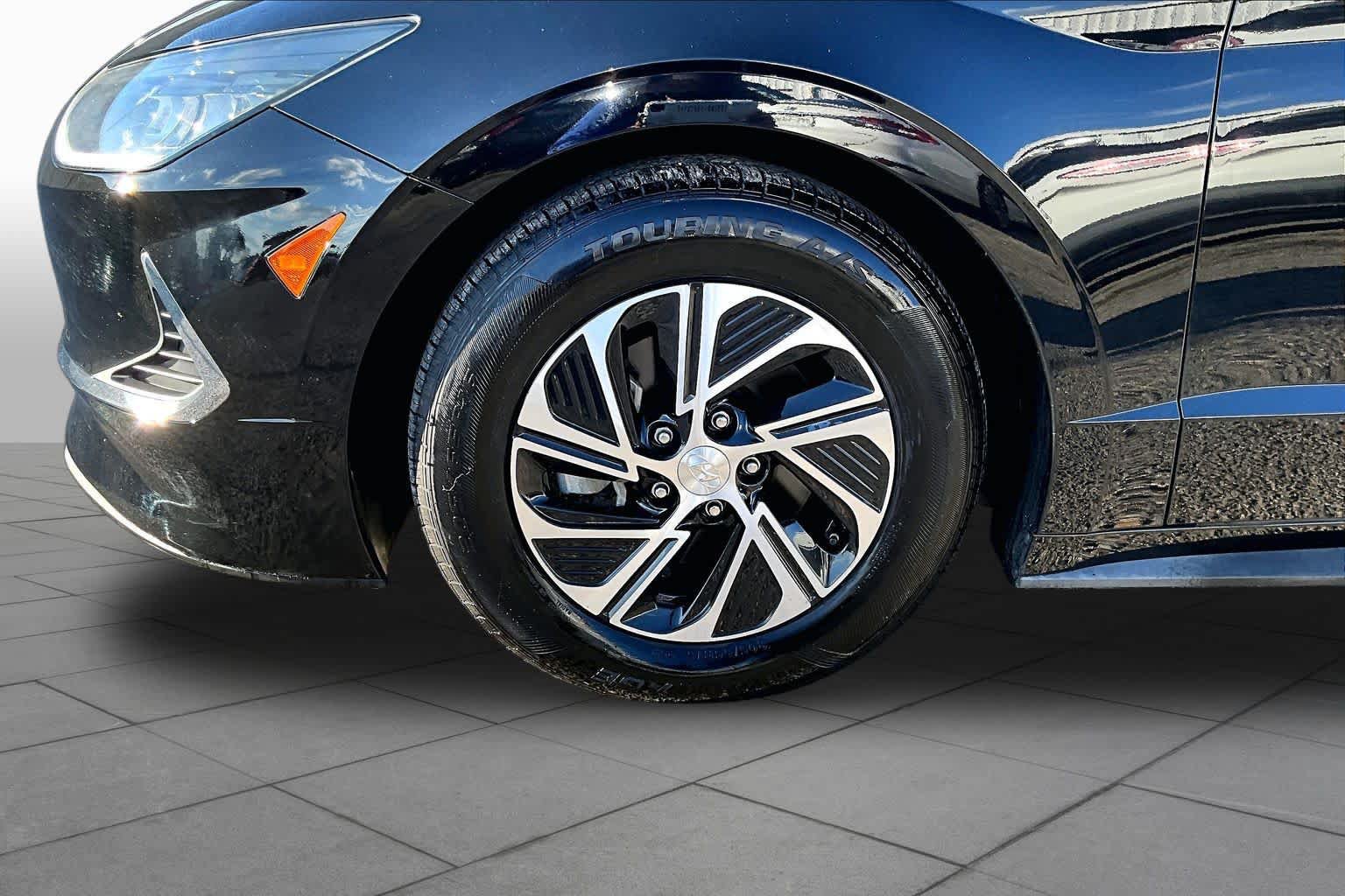 Used 2021 Hyundai Sonata Blue FWD image 11