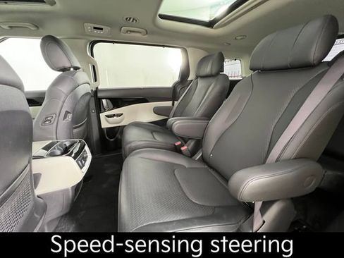 Certified 2024 Kia Carnival SX Prestige image 17