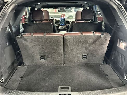 Used 2023 Ford Explorer Platinum w/ Technology Package image 30
