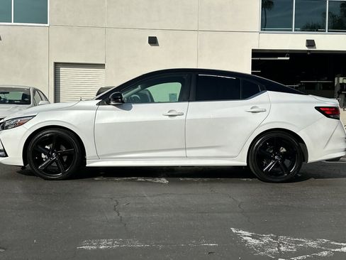 Used 2022 Nissan Sentra SR w/ Midnight Edition image 7
