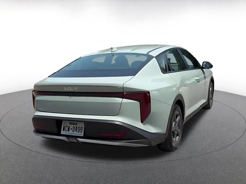 Used 2025 Kia K4 FWD image 15