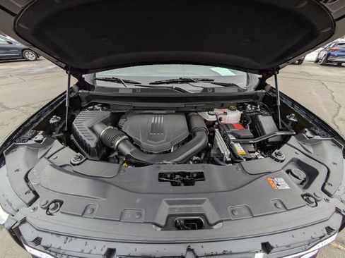 Used 2025 GMC Acadia Elevation image 37