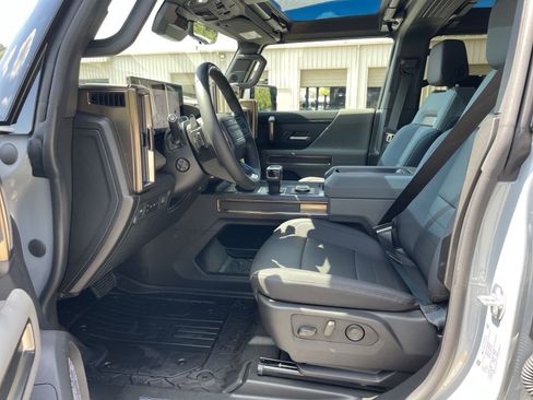 New 2025 GMC Hummer EV 3X w/ Extreme Off-Road Package image 12