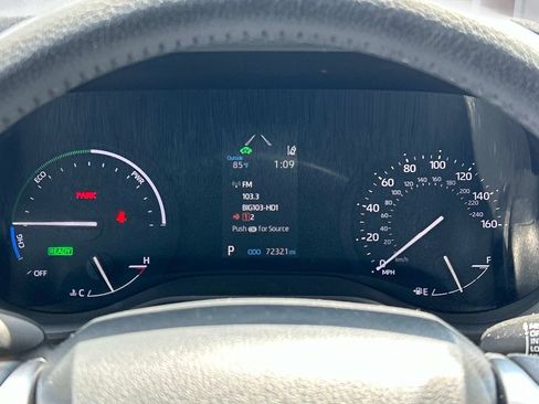 Used 2021 Toyota Sienna XLE w/ XLE Plus Package FWD image 30
