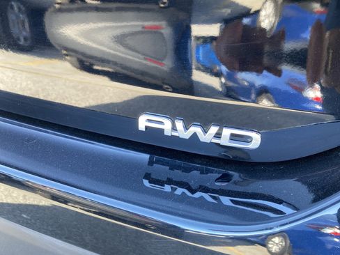 Used 2022 Toyota Highlander L image 6