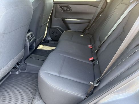 Certified 2024 Nissan Rogue S FWD image 25