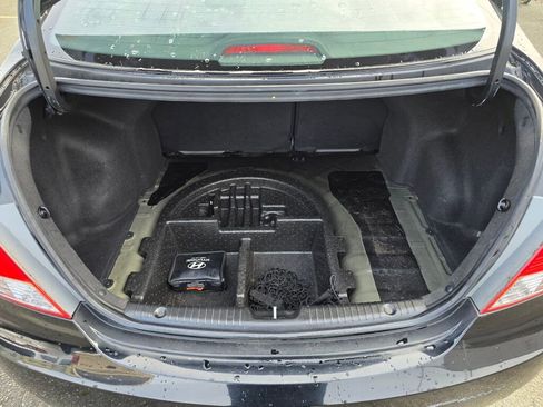 Used 2014 Hyundai Accent GLS w/ Option Group 2 image 14