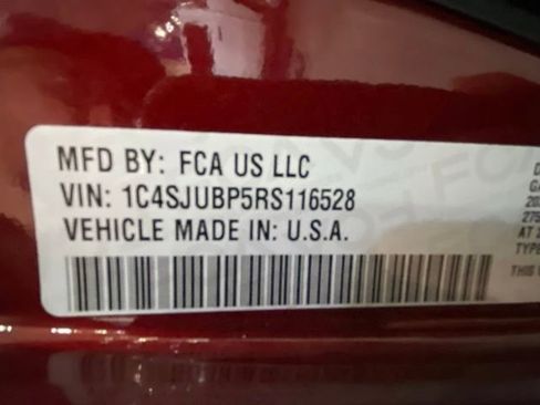 Used 2024 Jeep Wagoneer Series II w/ Flexible Seating Group image 28