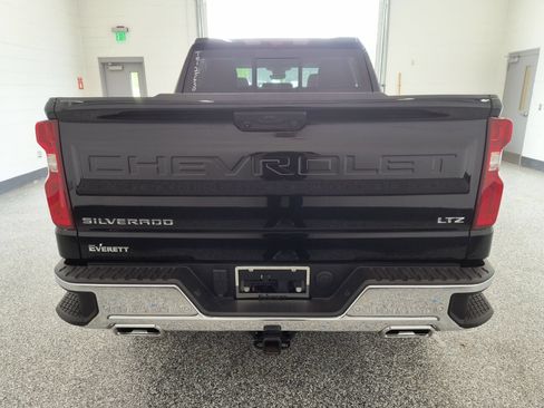 Used 2026 Chevrolet Silverado 1500 LTZ AWD/4WD image 4