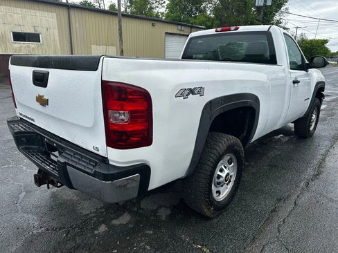 Used 2013 Chevrolet Silverado 2500 W/T w/ Snow Plow Prep Package image 6