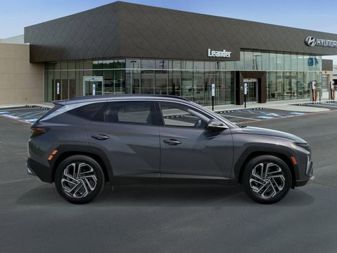New 2026 Hyundai Tucson Limited AWD/4WD image 7