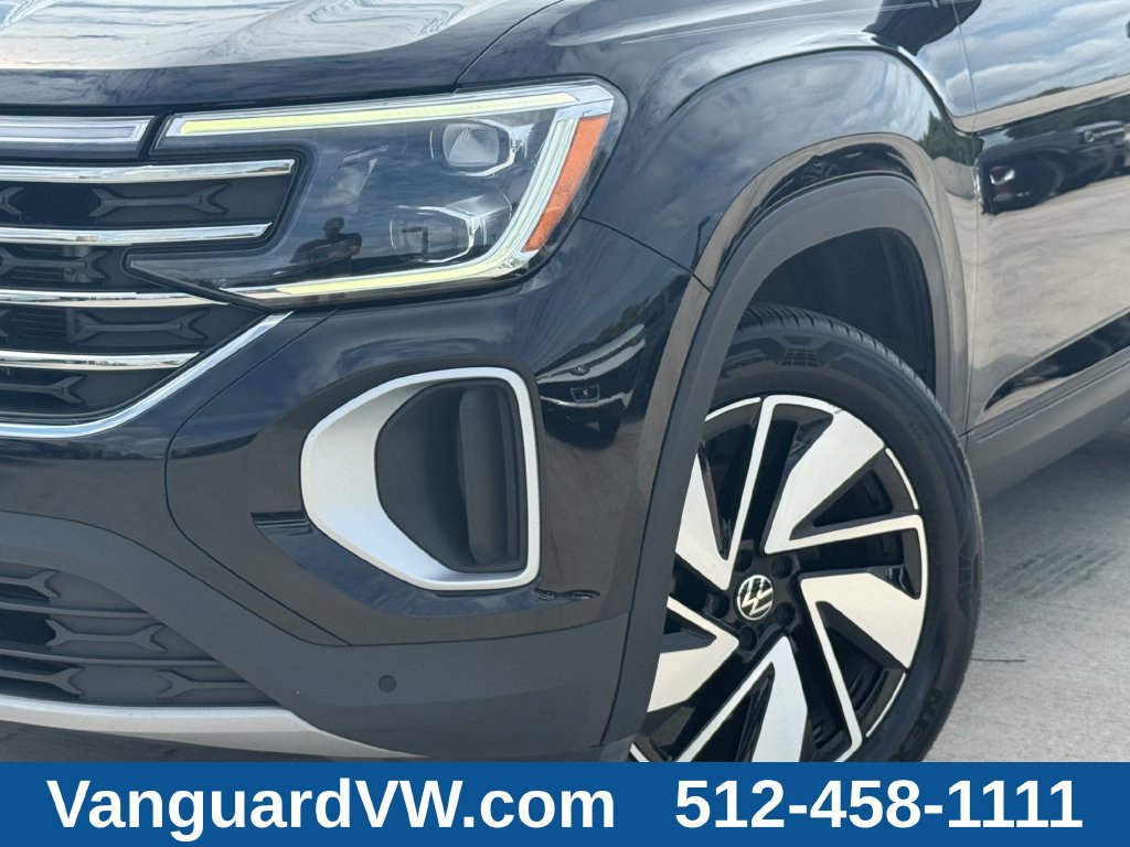 Used 2024 Volkswagen Atlas SE FWD image 3
