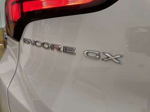 Used 2020 Buick Encore GX Preferred FWD image 27