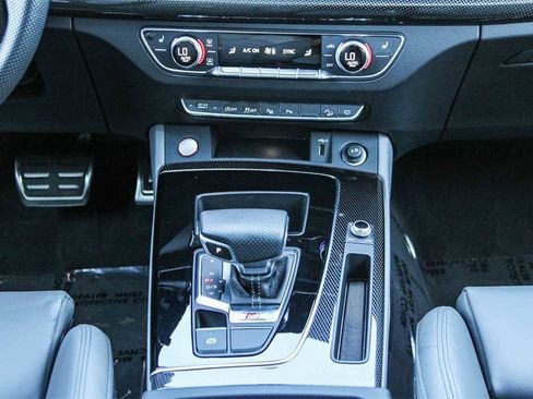 Used 2024 Audi SQ5 Prestige w/ Prestige Package image 14