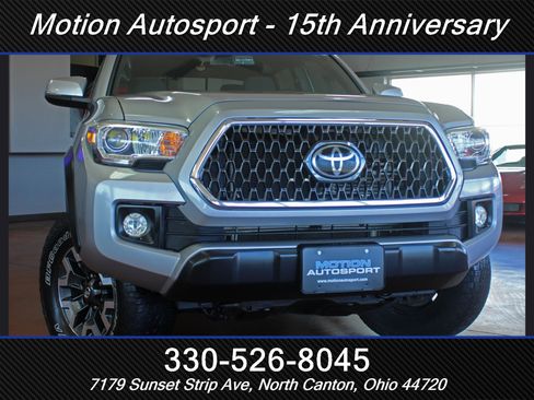 Used 2019 Toyota Tacoma TRD Off-Road image 54