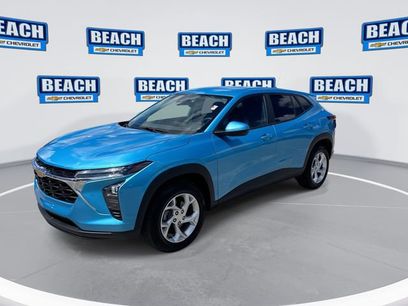 Used 2026 Chevrolet Trax LS w/ LS Convenience Package