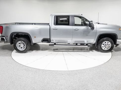 Used 2026 Chevrolet Silverado 3500 LT w/ All Star Edition AWD/4WD image 31