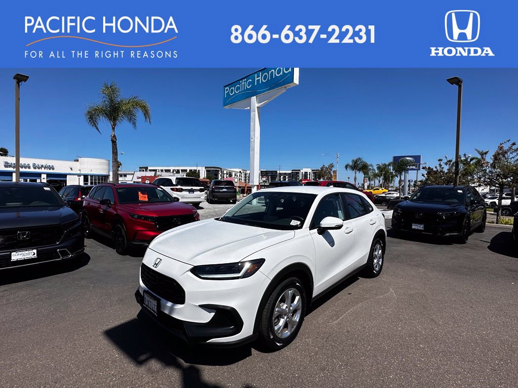 Used 2024 Honda HR-V LX image 1