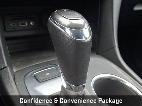 Used 2019 Chevrolet Equinox LT image 15