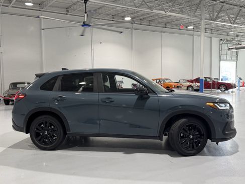 New 2026 Honda HR-V Sport image 3