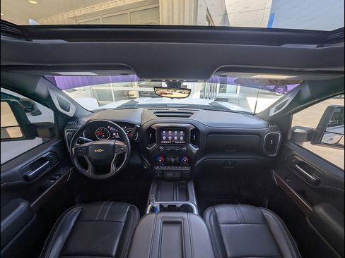 Used 2020 Chevrolet Silverado 2500 High Country w/ Technology Package AWD/4WD image 25