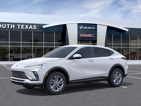 New 2026 Buick Envista Preferred image 2