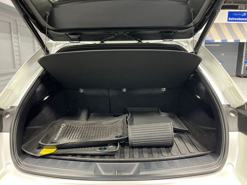 Used 2022 Lexus UX 250h w/ Premium Package AWD/4WD image 38