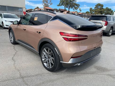 Used 2024 Genesis GV60 Advanced image 8