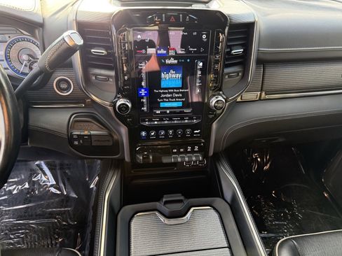 Used 2021 RAM 2500 Limited image 25