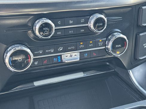 Used 2022 Ford F150 Raptor w/ Raptor 37 Performance Package AWD/4WD image 34