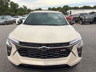 New 2026 Chevrolet Trax RS w/ Driver Confidence Package FWD video 2