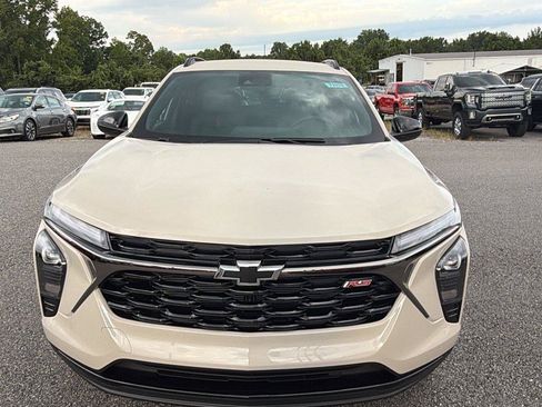 New 2026 Chevrolet Trax RS w/ Driver Confidence Package FWD image 2