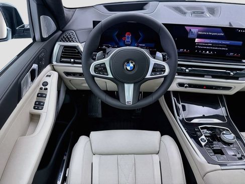 Used 2027 BMW X7 xDrive40i w/ Executive Package AWD/4WD image 10