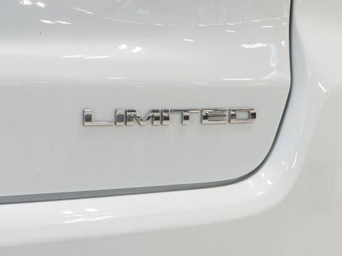 Certified 2025 Jeep Compass Limited AWD/4WD image 30