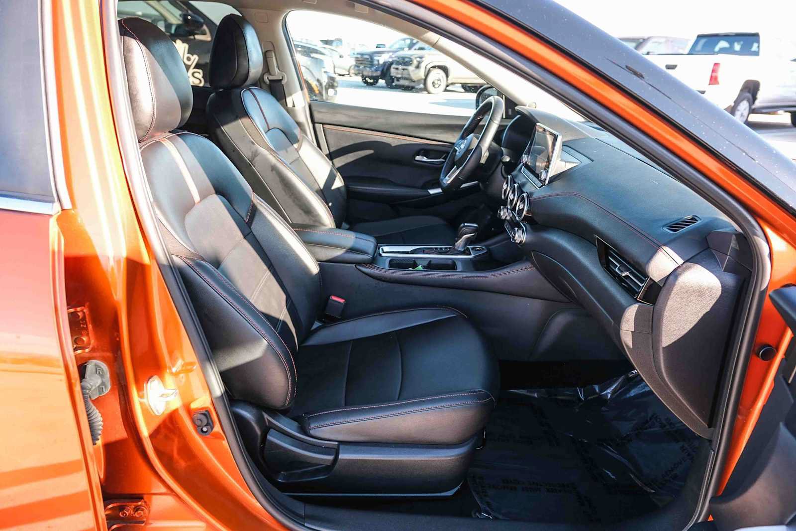 Used 2024 Nissan Sentra SR w/ SR Premium Package FWD image 18