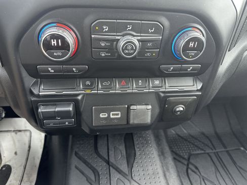 Used 2020 Chevrolet Silverado 1500 RST w/ All-Star Edition image 32