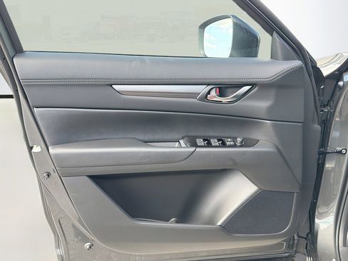 New 2025 MAZDA CX-5 AWD 2.5 S w/ Preferred Package image 23