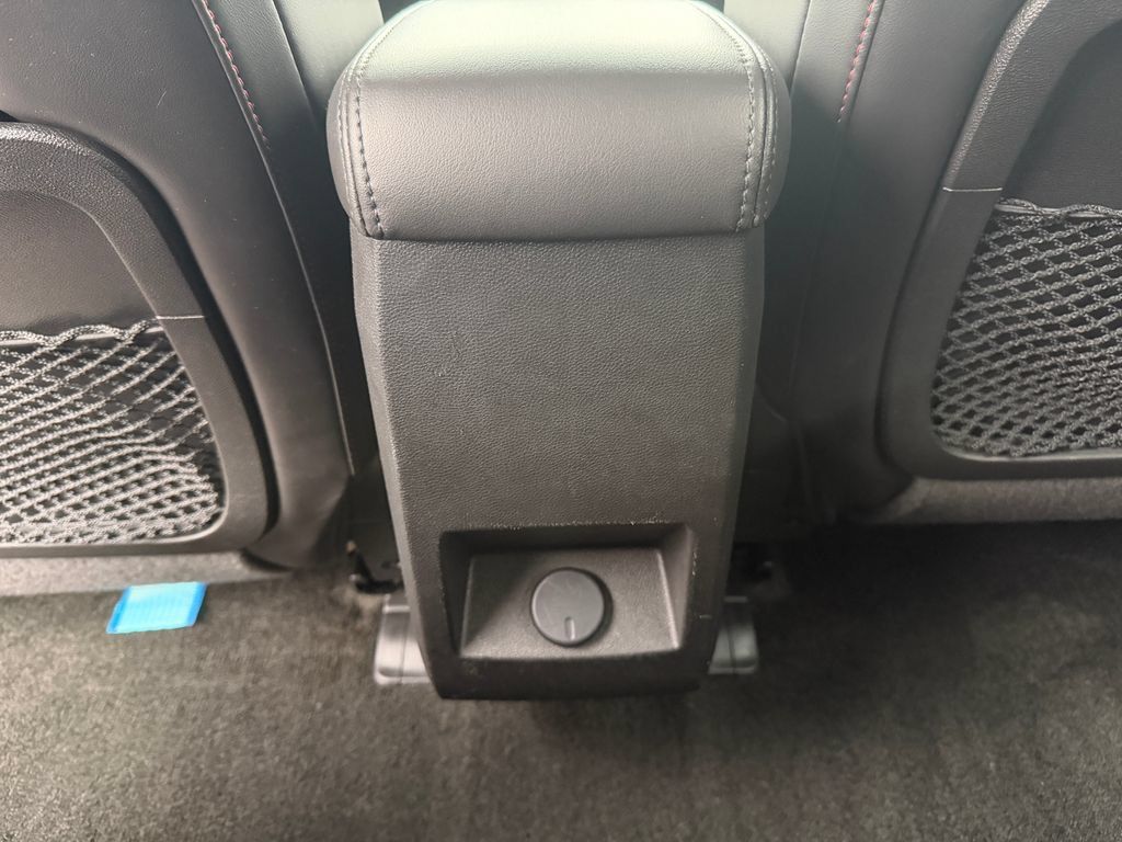 Used 2017 Chevrolet Equinox Premier FWD image 33