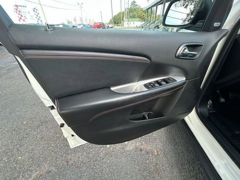 Used 2017 Dodge Journey GT image 12