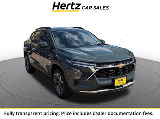 Used 2025 Chevrolet Trax LT FWD video 1