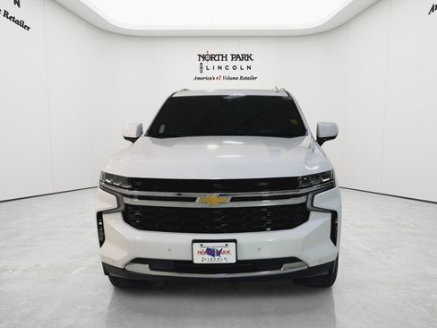 Used 2023 Chevrolet Tahoe LS AWD/4WD image 4